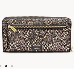 Fossil Logan Zip-Around Clutch